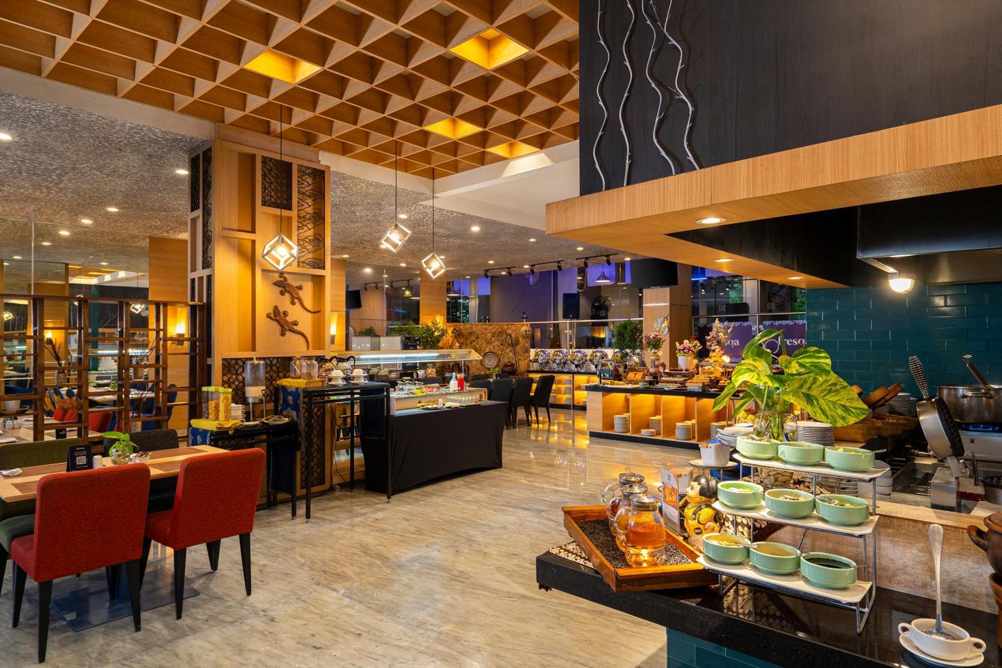 Batiqa Hotel & Apartments Karawang Ngoại thất bức ảnh