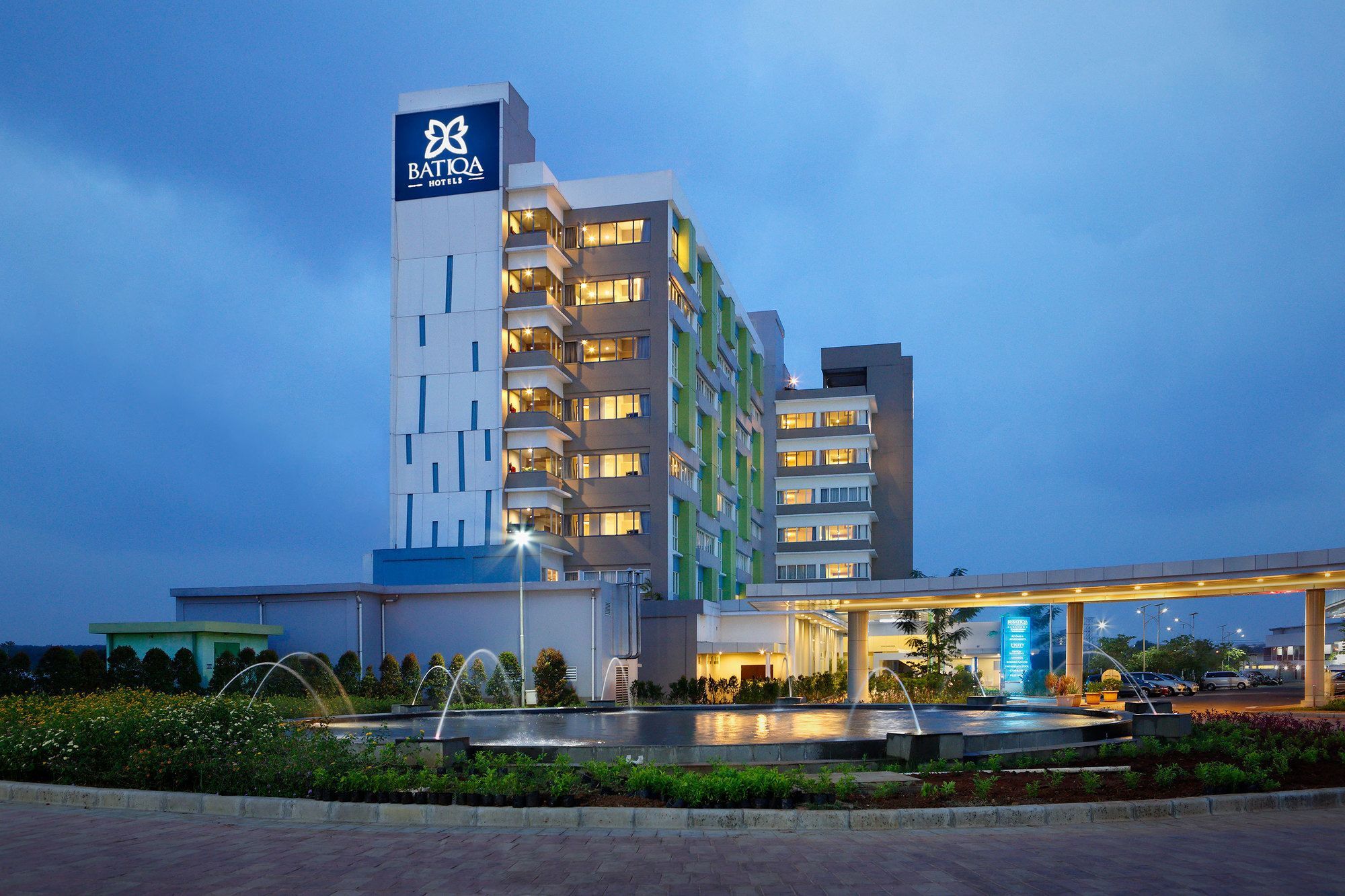 Batiqa Hotel & Apartments Karawang Ngoại thất bức ảnh