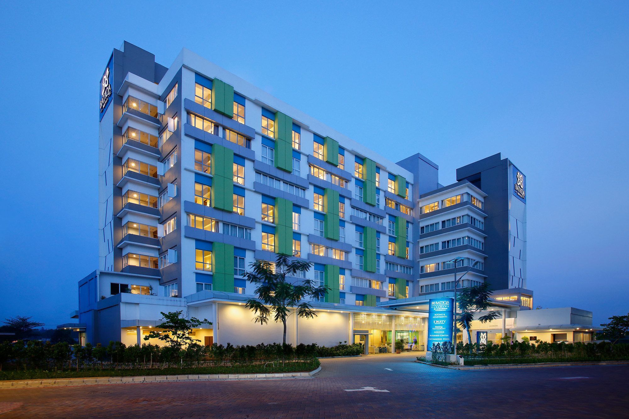 Batiqa Hotel & Apartments Karawang Ngoại thất bức ảnh
